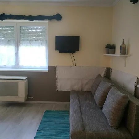 Cseresznyés Ház Apartamento Lipót