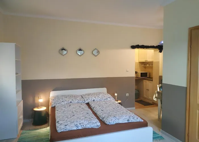 Cseresznyes Haz Apartament *