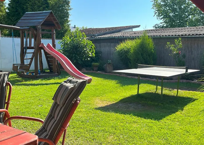 Apartament Cseresznyes Haz *